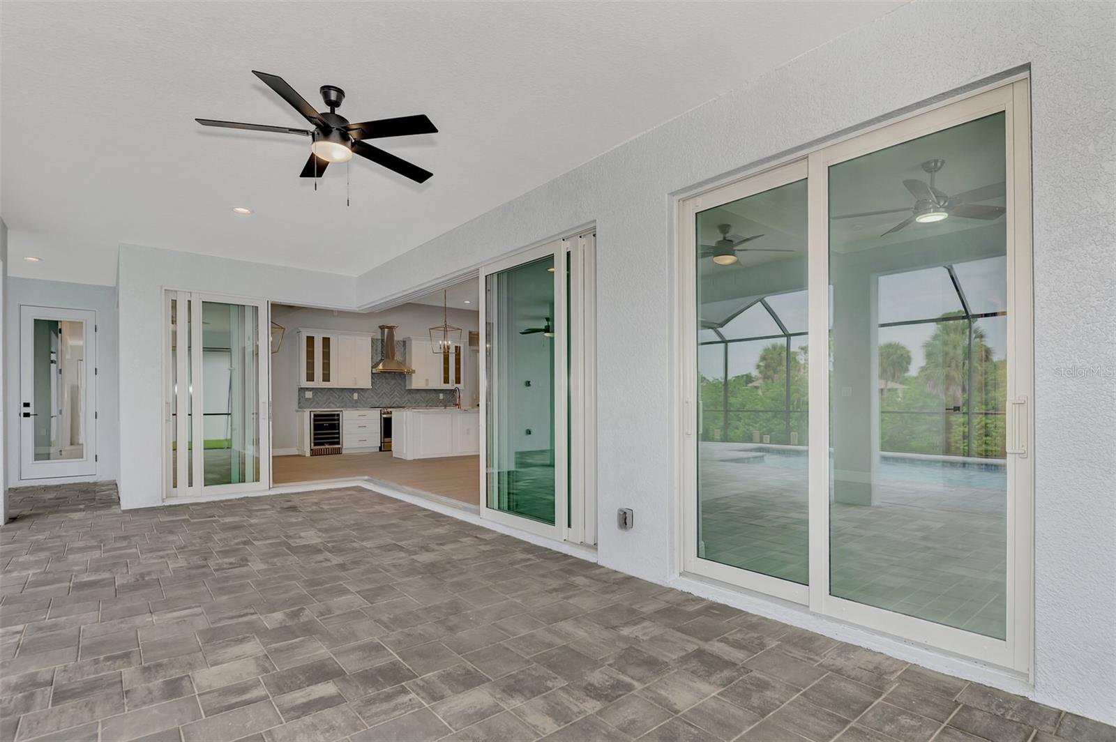 1411 LIGGETT CIR, PORT CHARLOTTE, FL, 33953