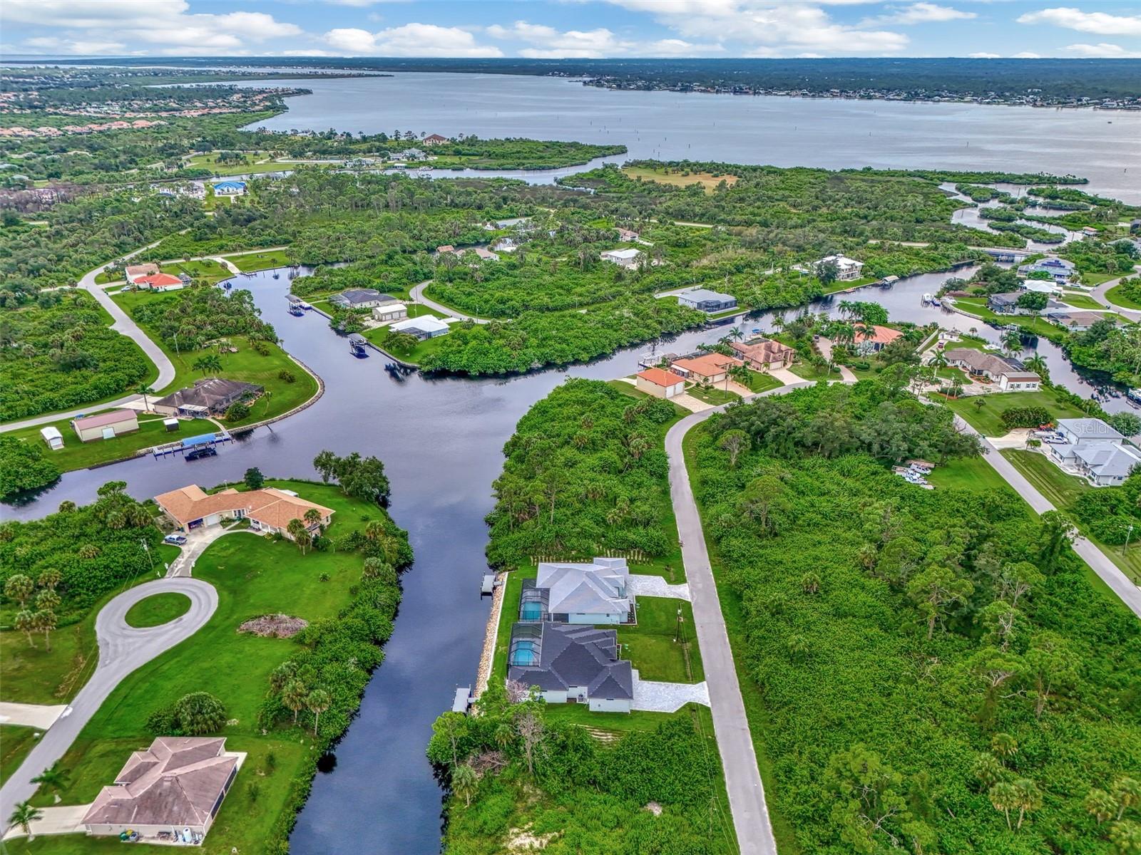 1411 LIGGETT CIR, PORT CHARLOTTE, FL, 33953