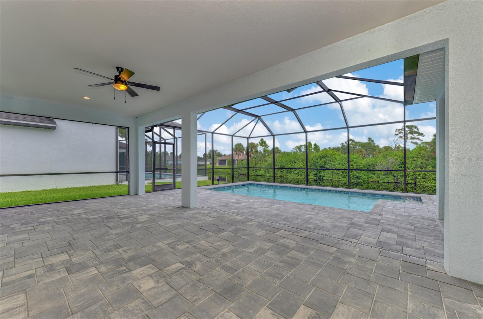 1411 LIGGETT CIR, PORT CHARLOTTE, FL, 33953