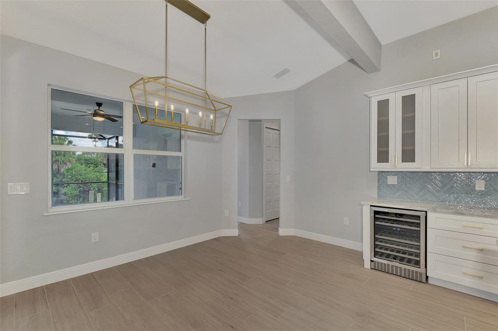 1411 LIGGETT CIR, PORT CHARLOTTE, FL, 33953