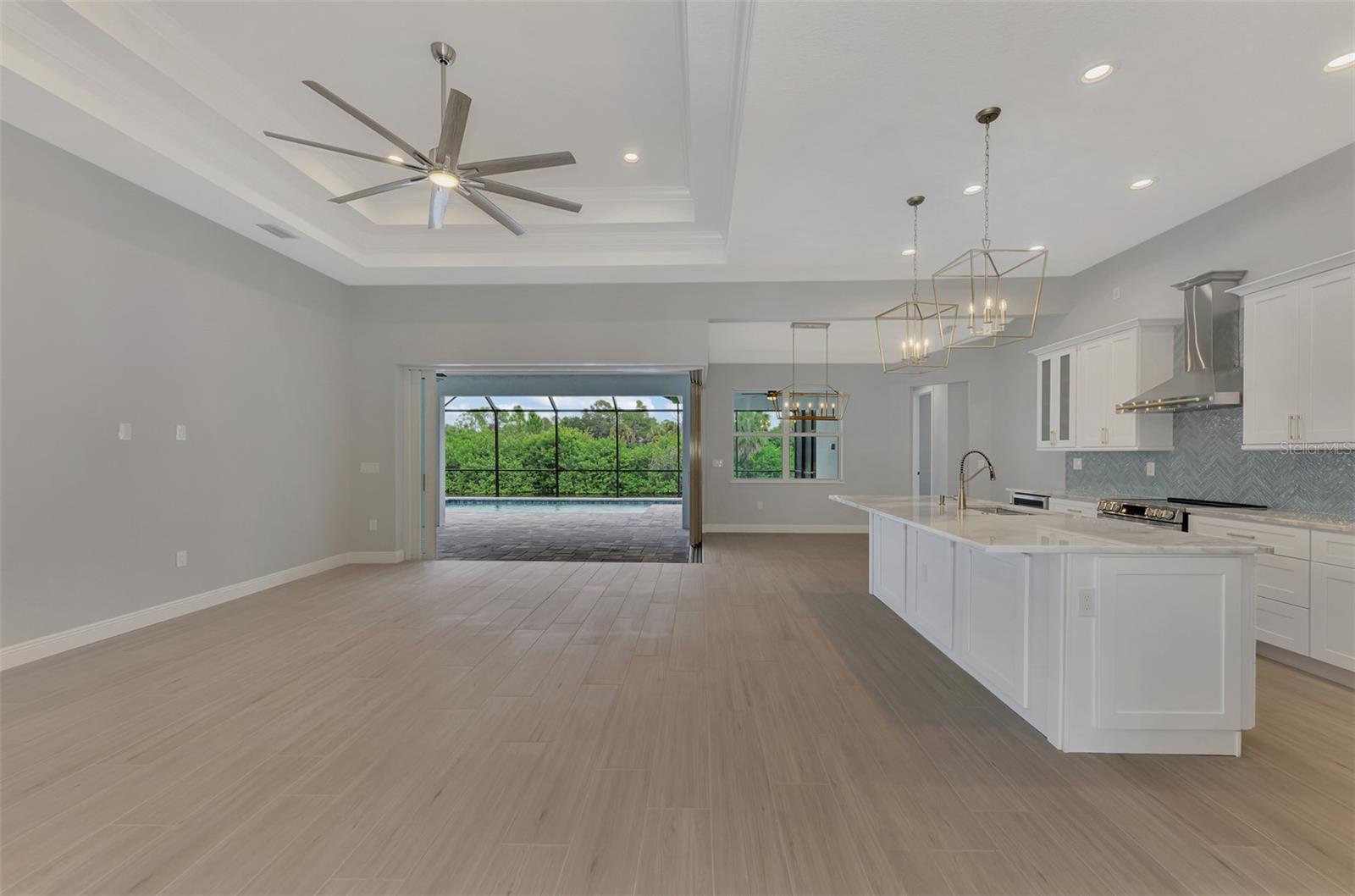 1411 LIGGETT CIR, PORT CHARLOTTE, FL, 33953
