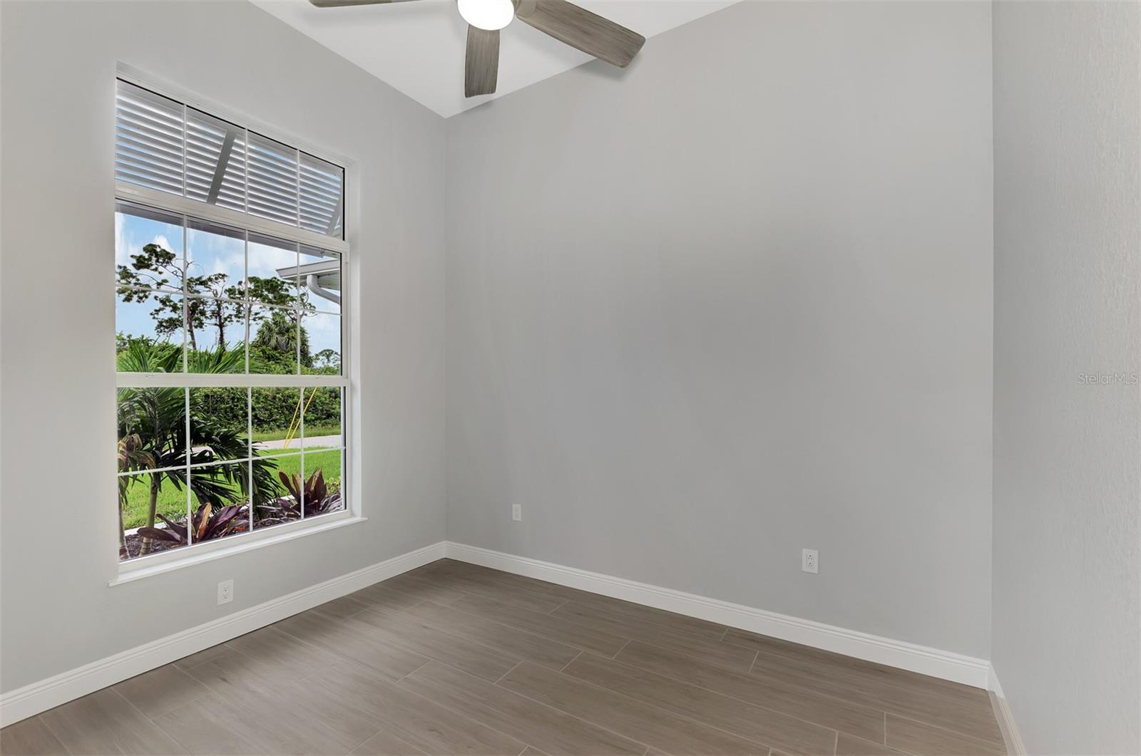 1411 LIGGETT CIR, PORT CHARLOTTE, FL, 33953