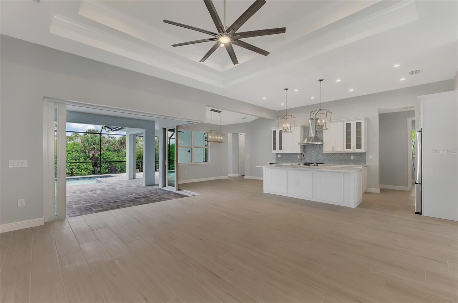 1411 LIGGETT CIR, PORT CHARLOTTE, FL, 33953