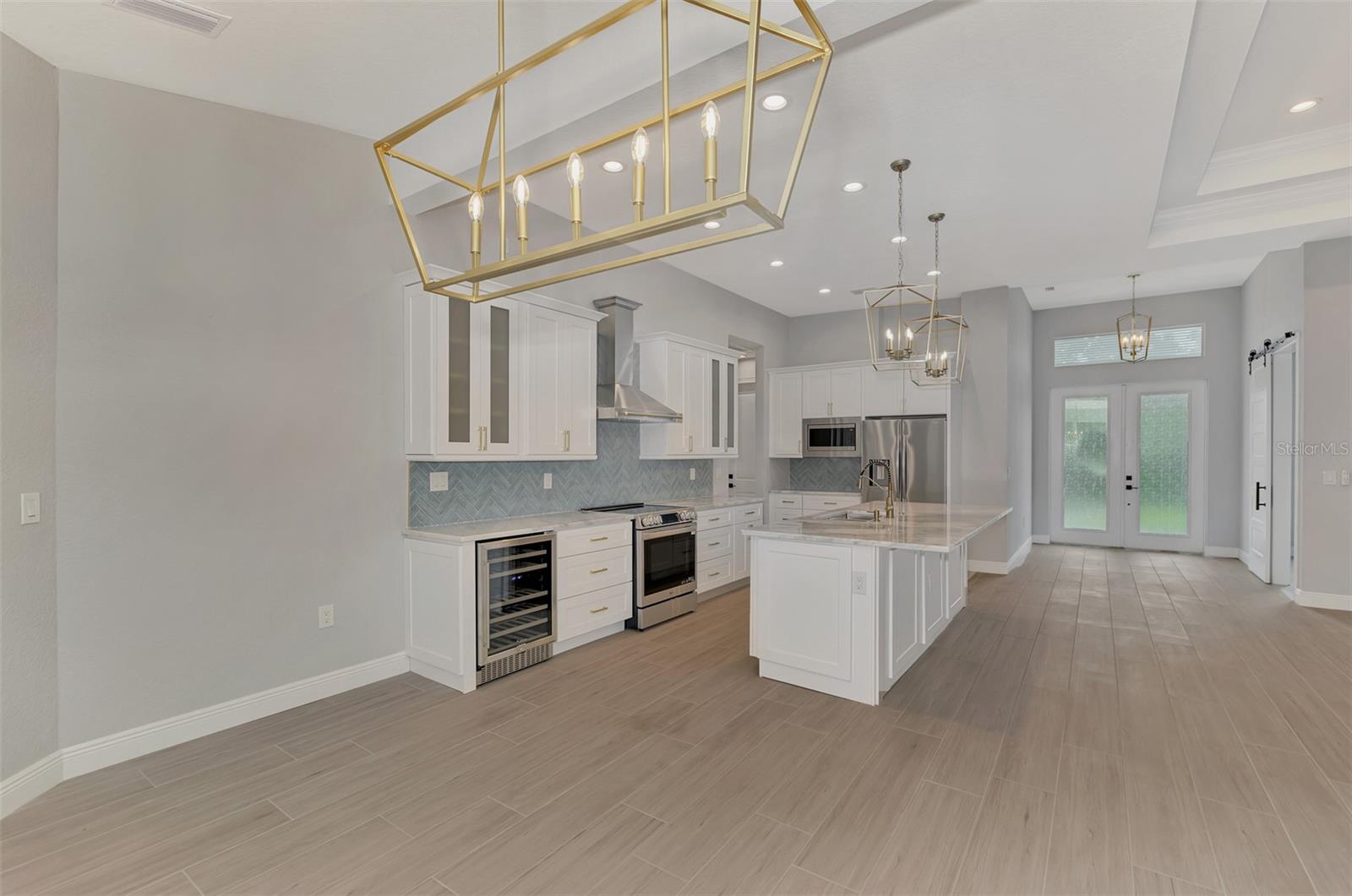 1411 LIGGETT CIR, PORT CHARLOTTE, FL, 33953