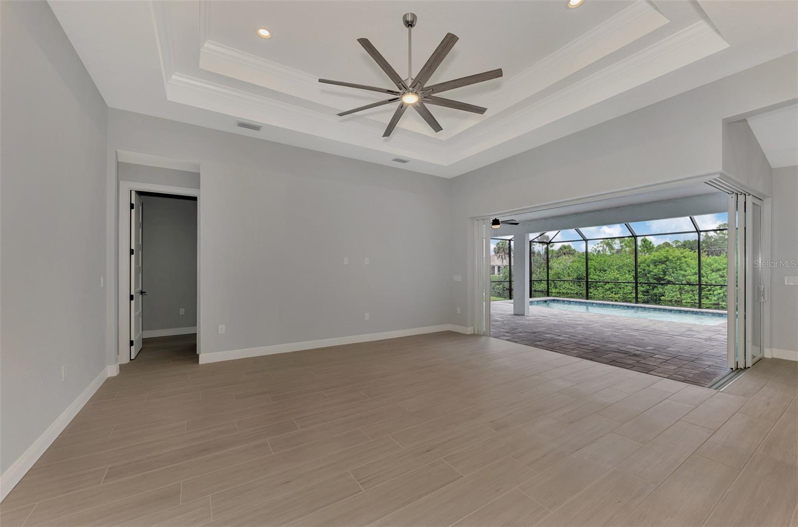 1411 LIGGETT CIR, PORT CHARLOTTE, FL, 33953