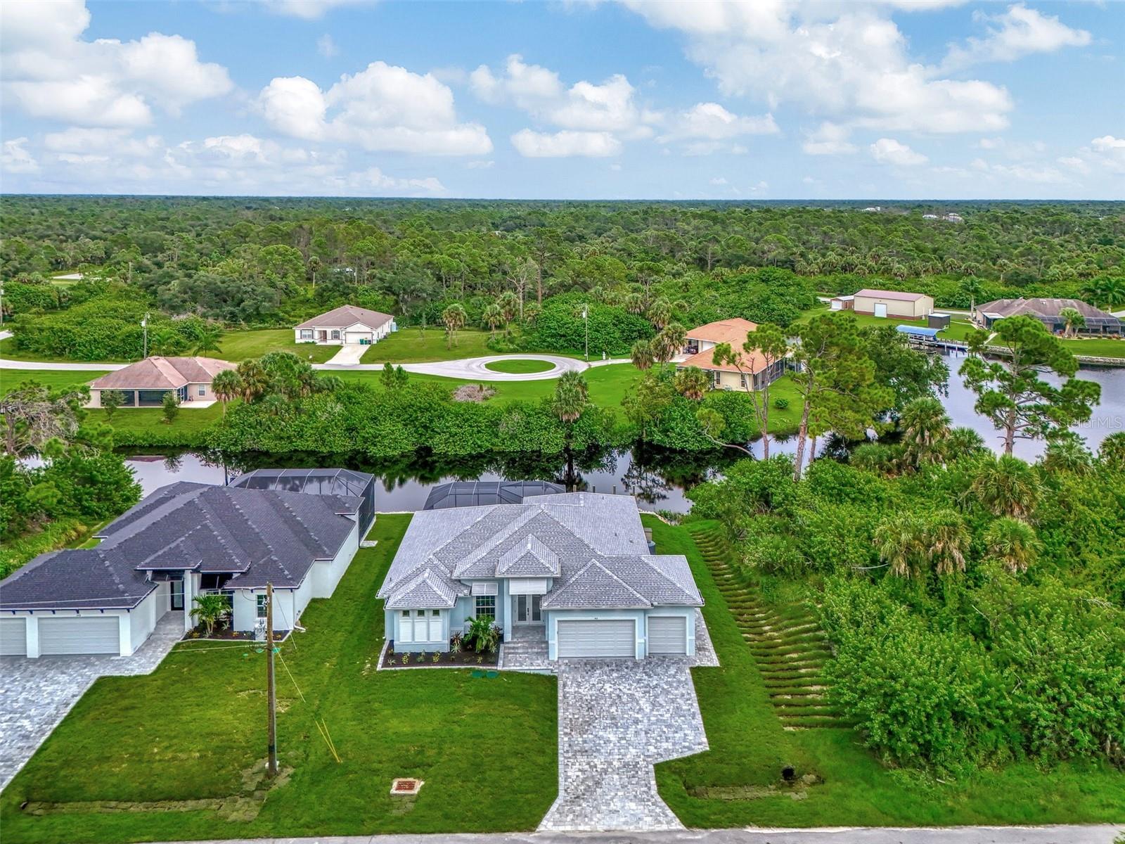 1411 LIGGETT CIR, PORT CHARLOTTE, FL, 33953