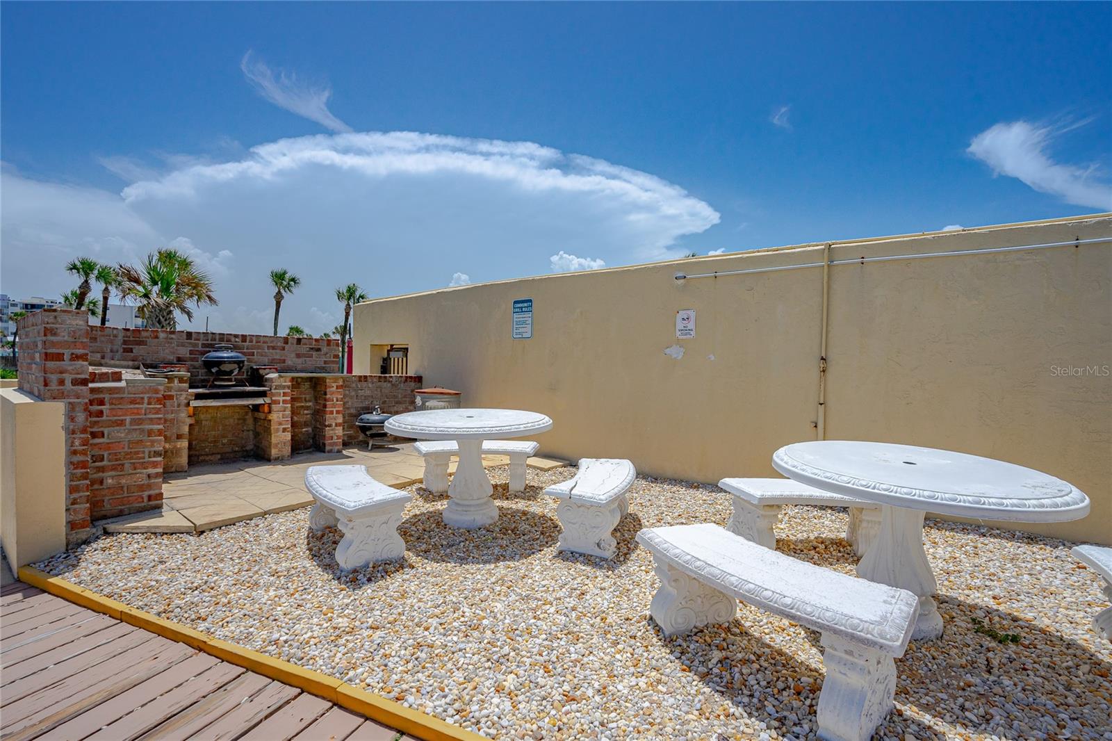 1415 OCEAN SHORE BLVD #303, ORMOND BEACH, FL, 32176