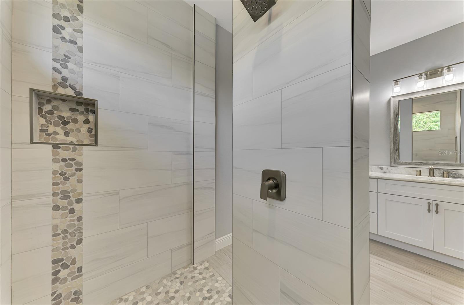 1419 LIGGETT CIR, PORT CHARLOTTE, FL, 33953