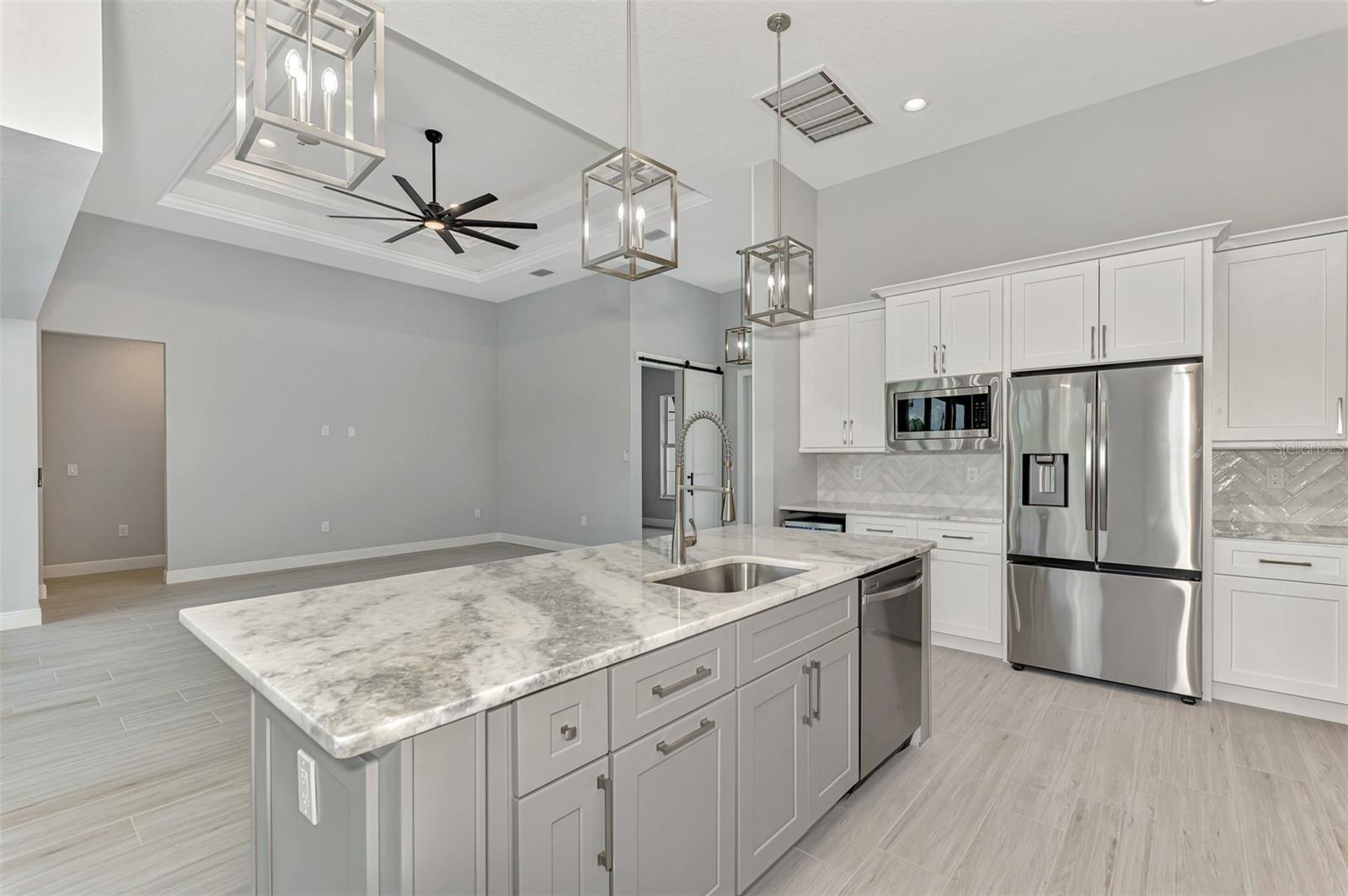 1419 LIGGETT CIR, PORT CHARLOTTE, FL, 33953