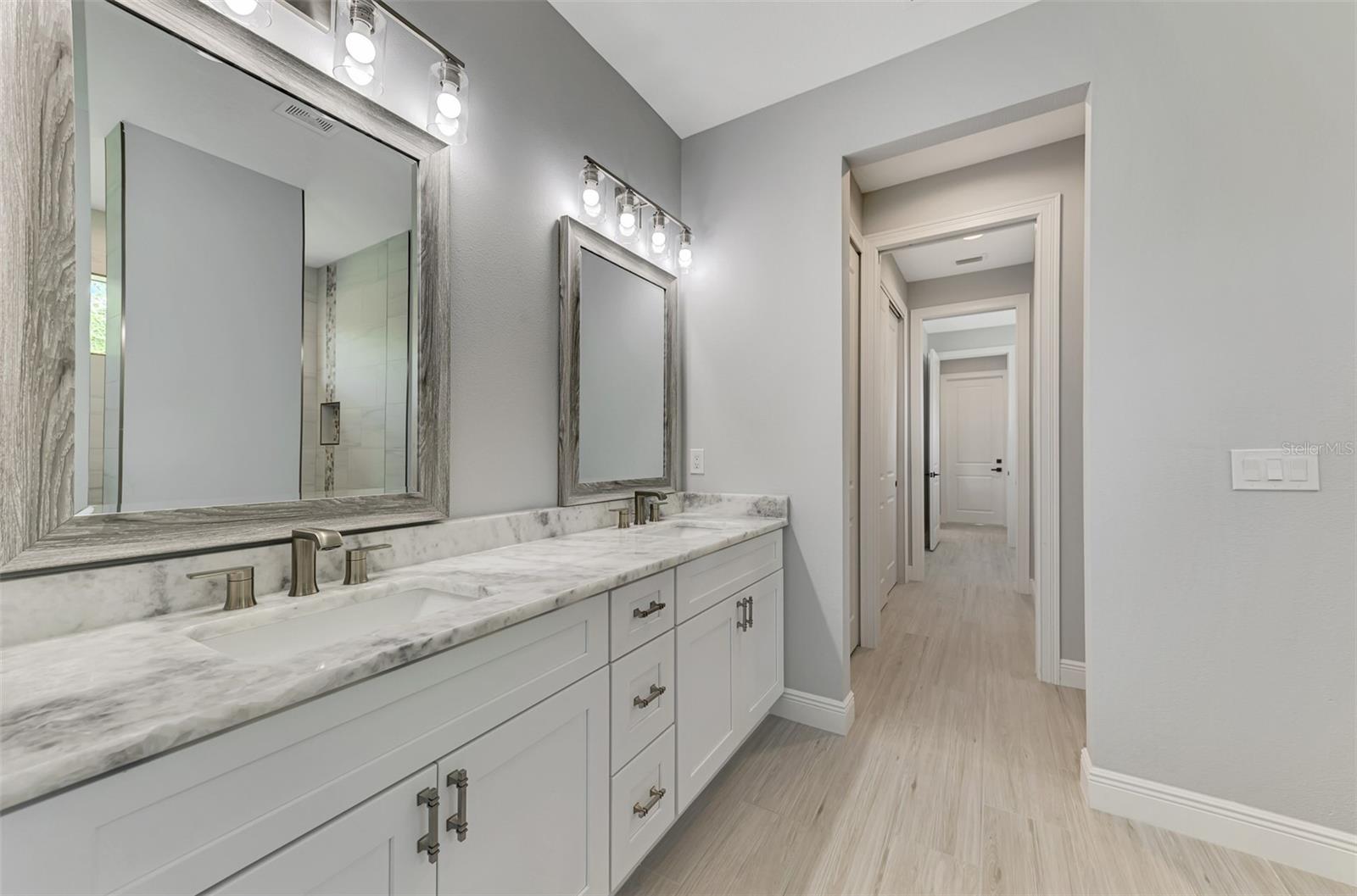 1419 LIGGETT CIR, PORT CHARLOTTE, FL, 33953