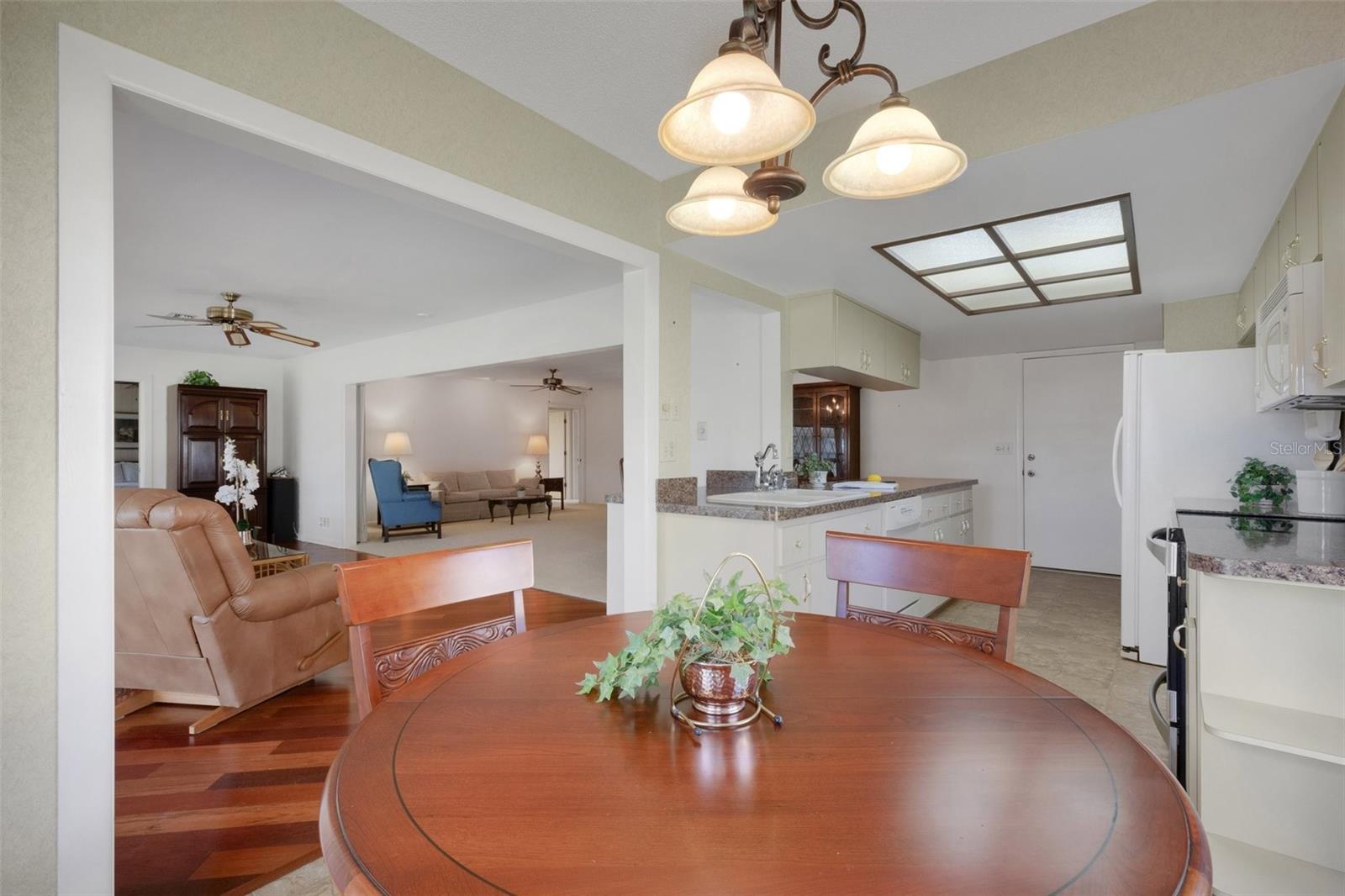 1315 GILLESPIE DR N, PALM HARBOR, FL, 34684