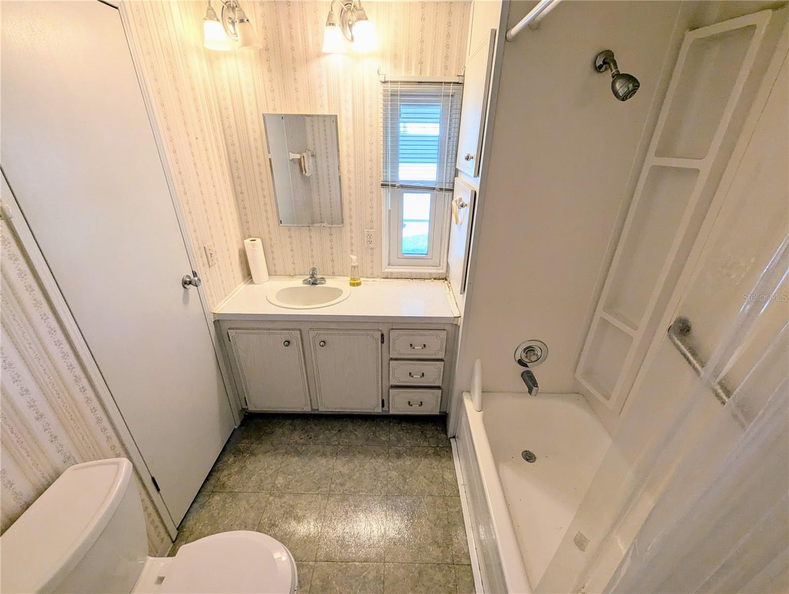 34614 PINE DR N, PINELLAS PARK, FL, 33781