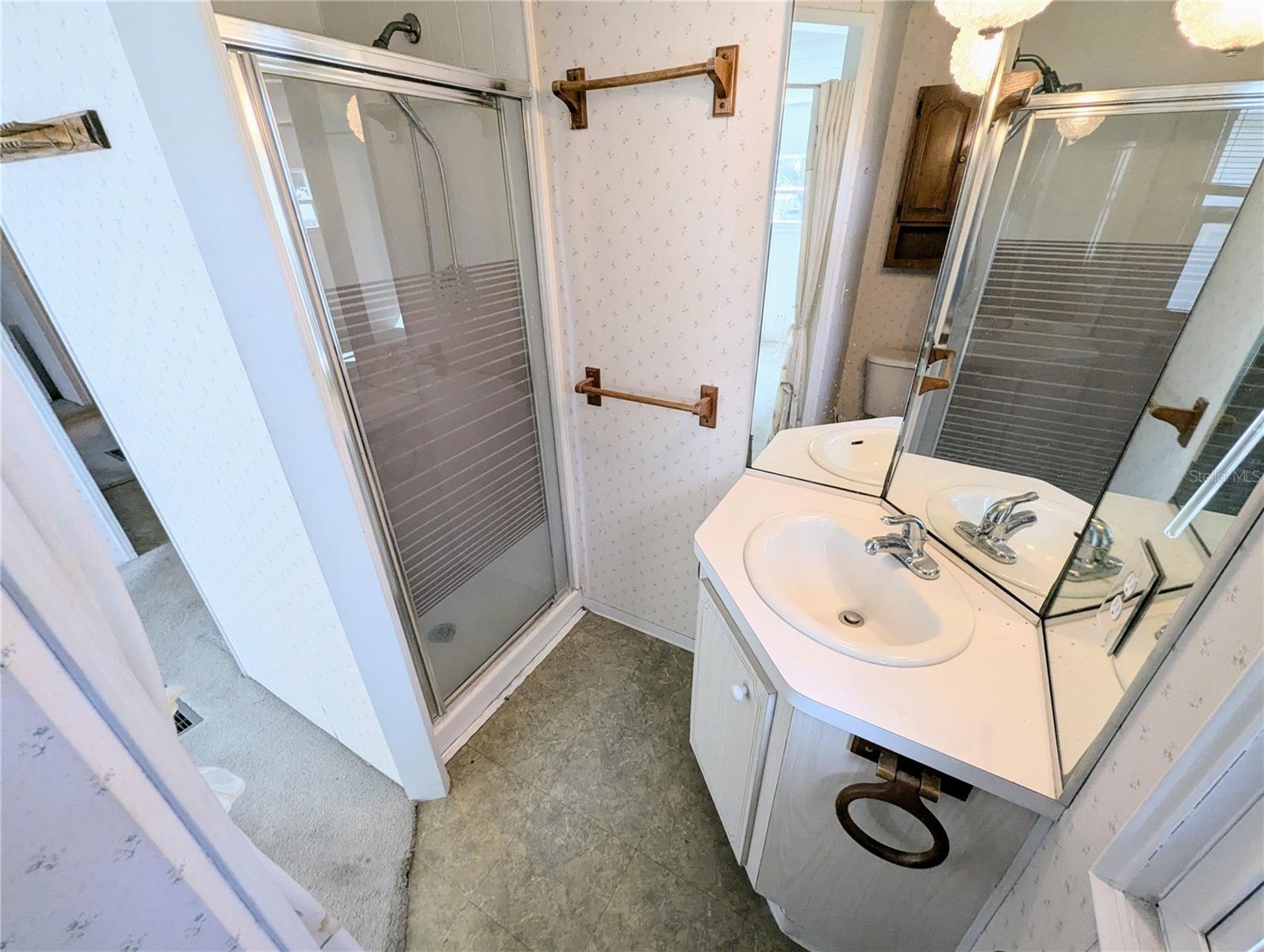 34614 PINE DR N, PINELLAS PARK, FL, 33781
