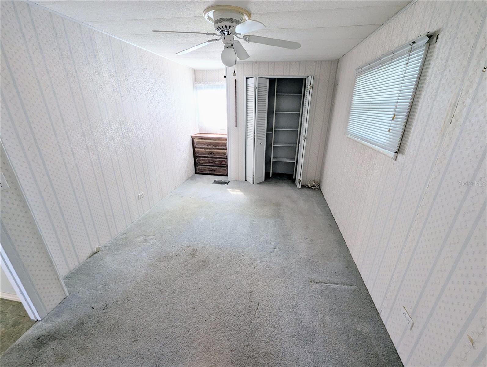 34614 PINE DR N, PINELLAS PARK, FL, 33781