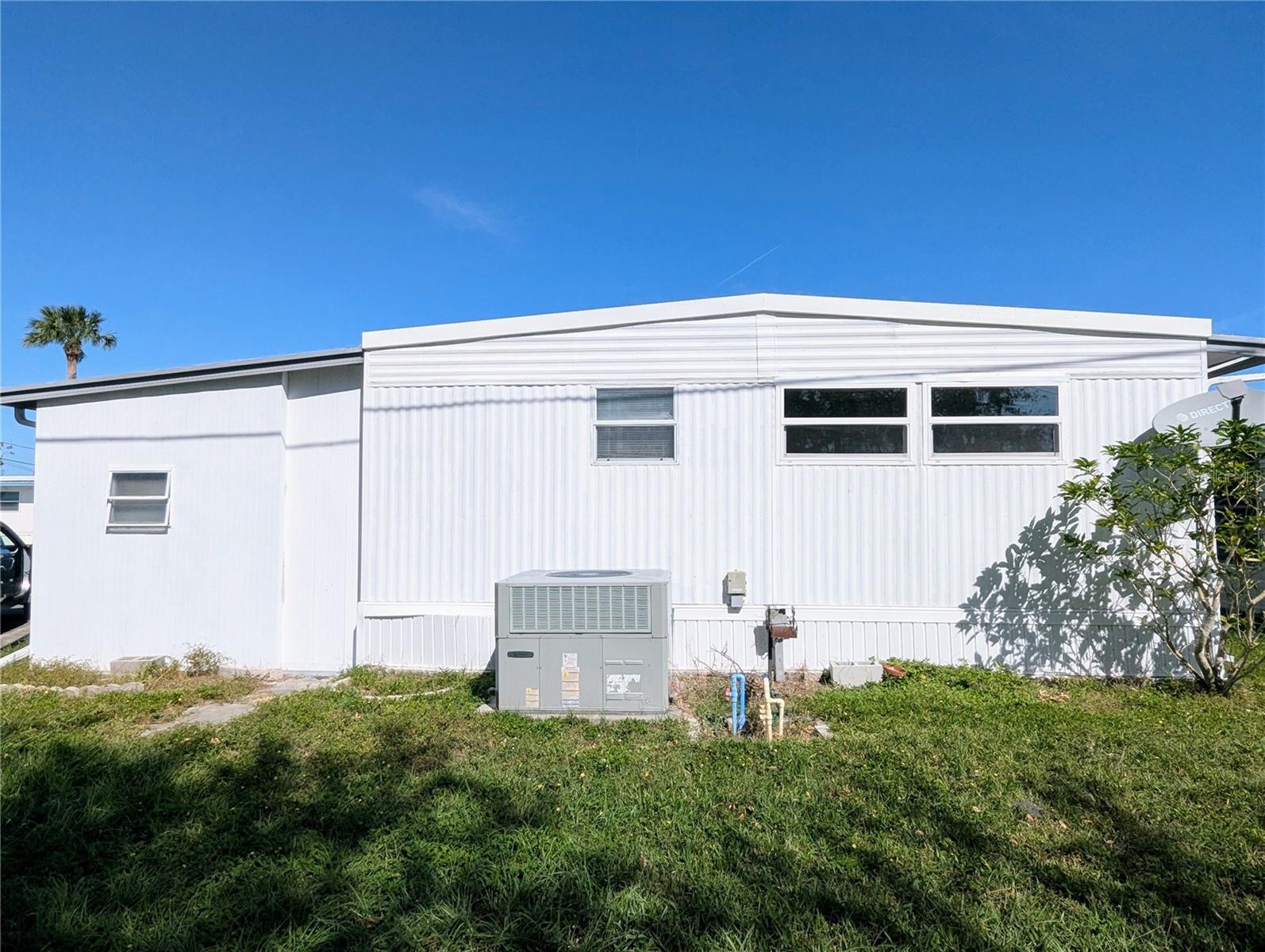 34614 PINE DR N, PINELLAS PARK, FL, 33781