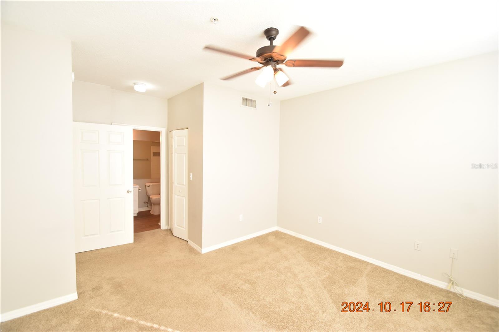 5610 PINNACLE HEIGHTS CIR #203, TAMPA, FL, 33624