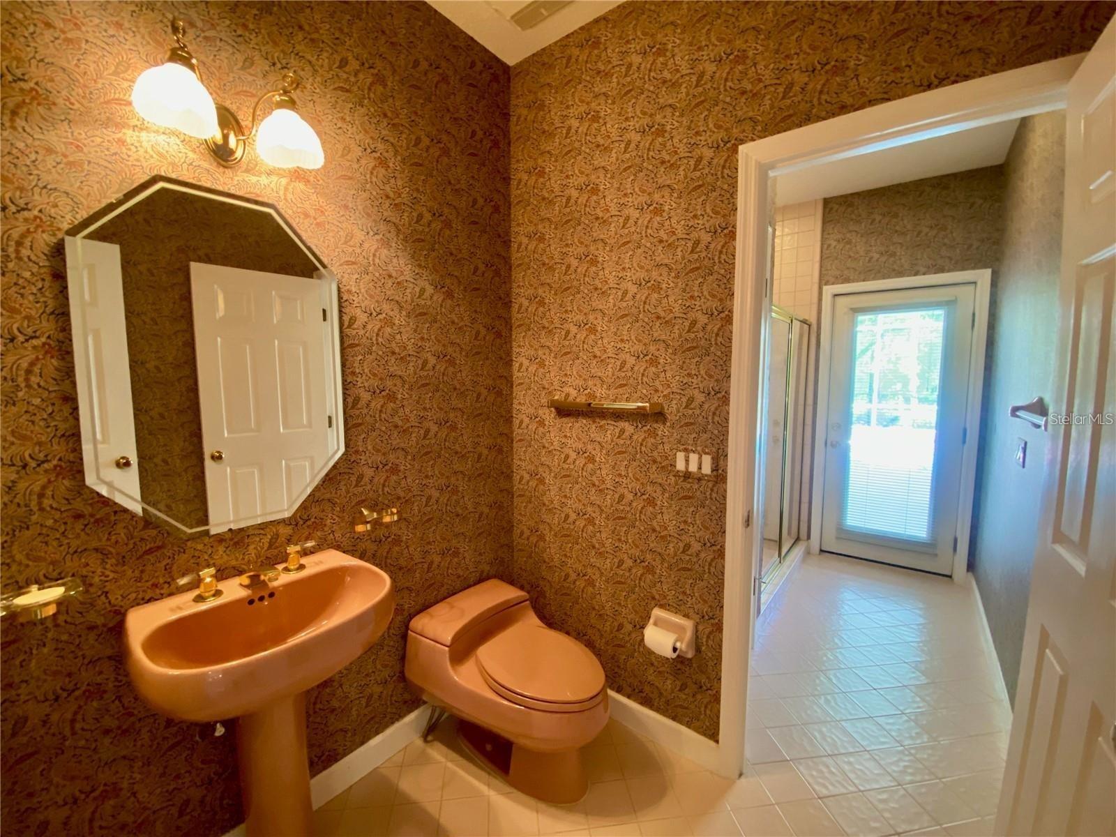 460 W PALM VALLEY DR, OVIEDO, FL, 32765