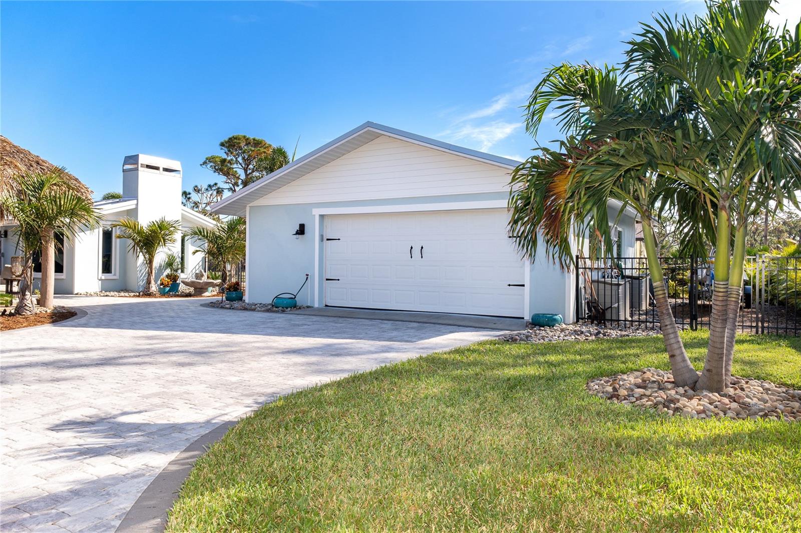 915 ALLEN AVE, ENGLEWOOD, FL, 34223