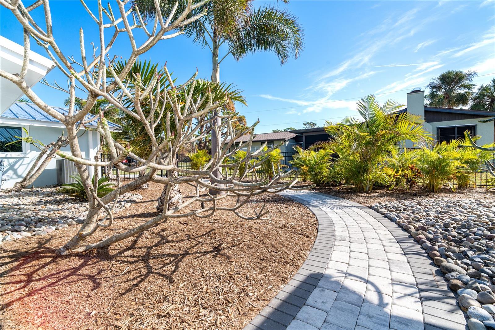 915 ALLEN AVE, ENGLEWOOD, FL, 34223