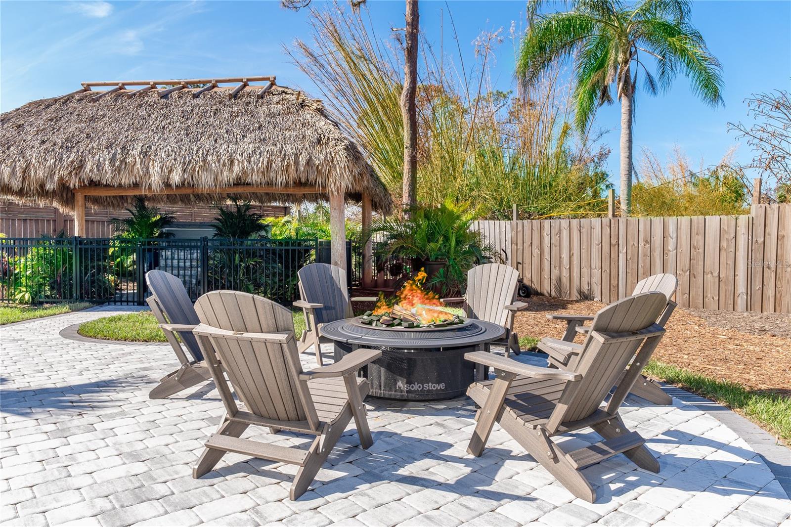 915 ALLEN AVE, ENGLEWOOD, FL, 34223