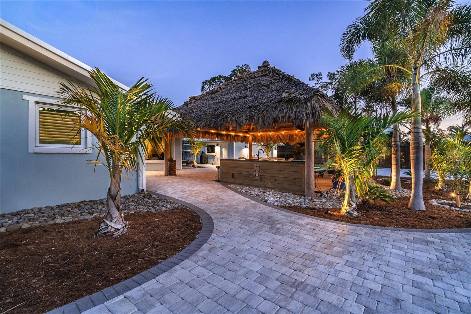 915 ALLEN AVE, ENGLEWOOD, FL, 34223