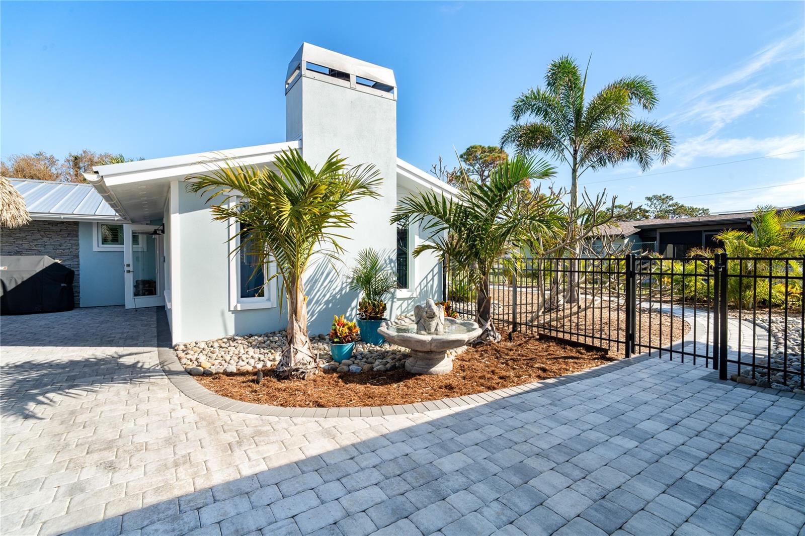 915 ALLEN AVE, ENGLEWOOD, FL, 34223