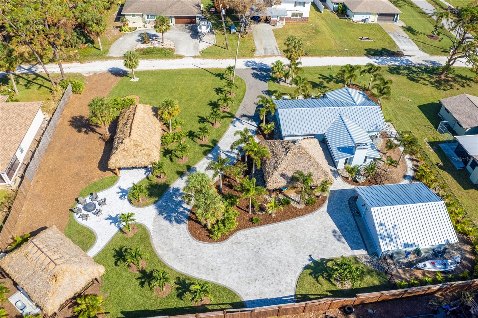 915 ALLEN AVE, ENGLEWOOD, FL, 34223