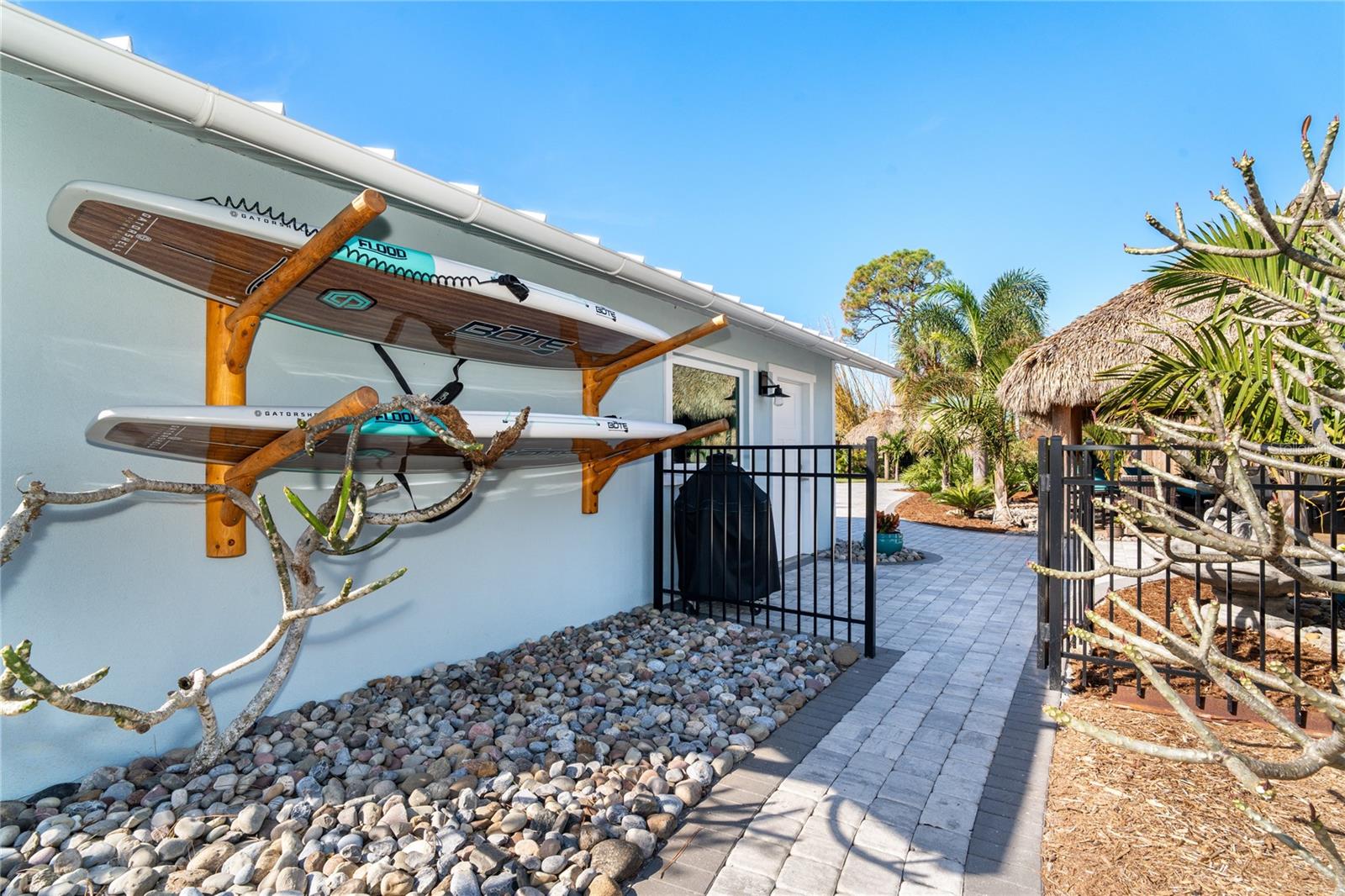 915 ALLEN AVE, ENGLEWOOD, FL, 34223