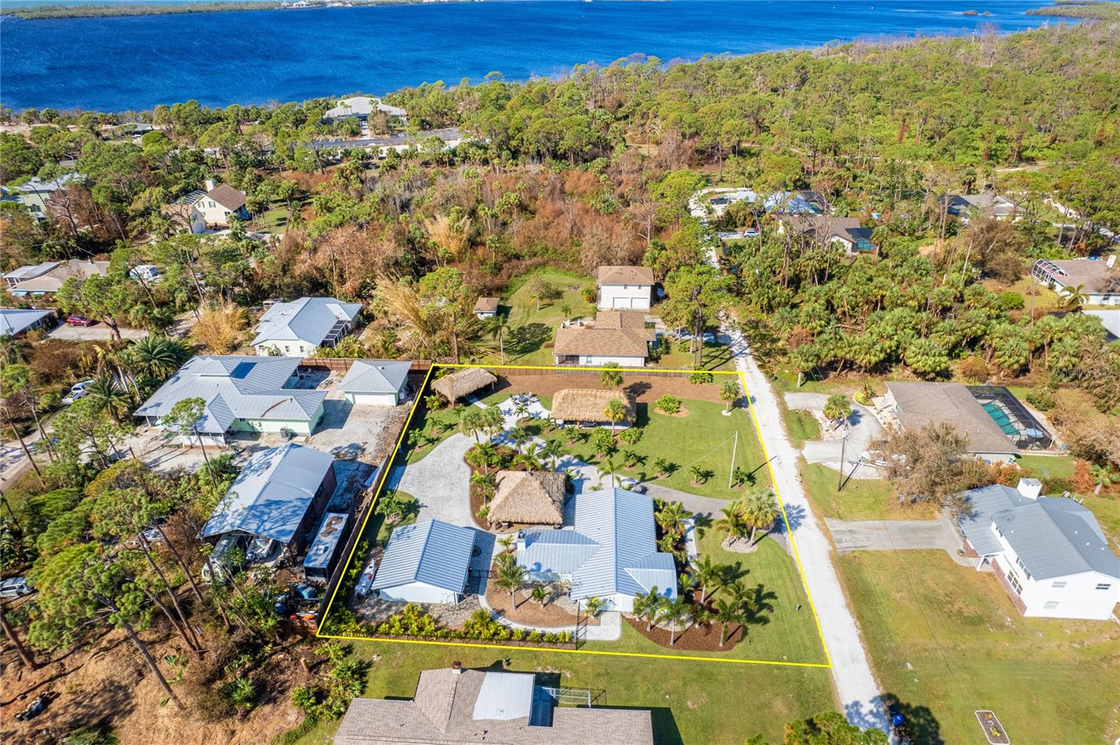 915 ALLEN AVE, ENGLEWOOD, FL, 34223