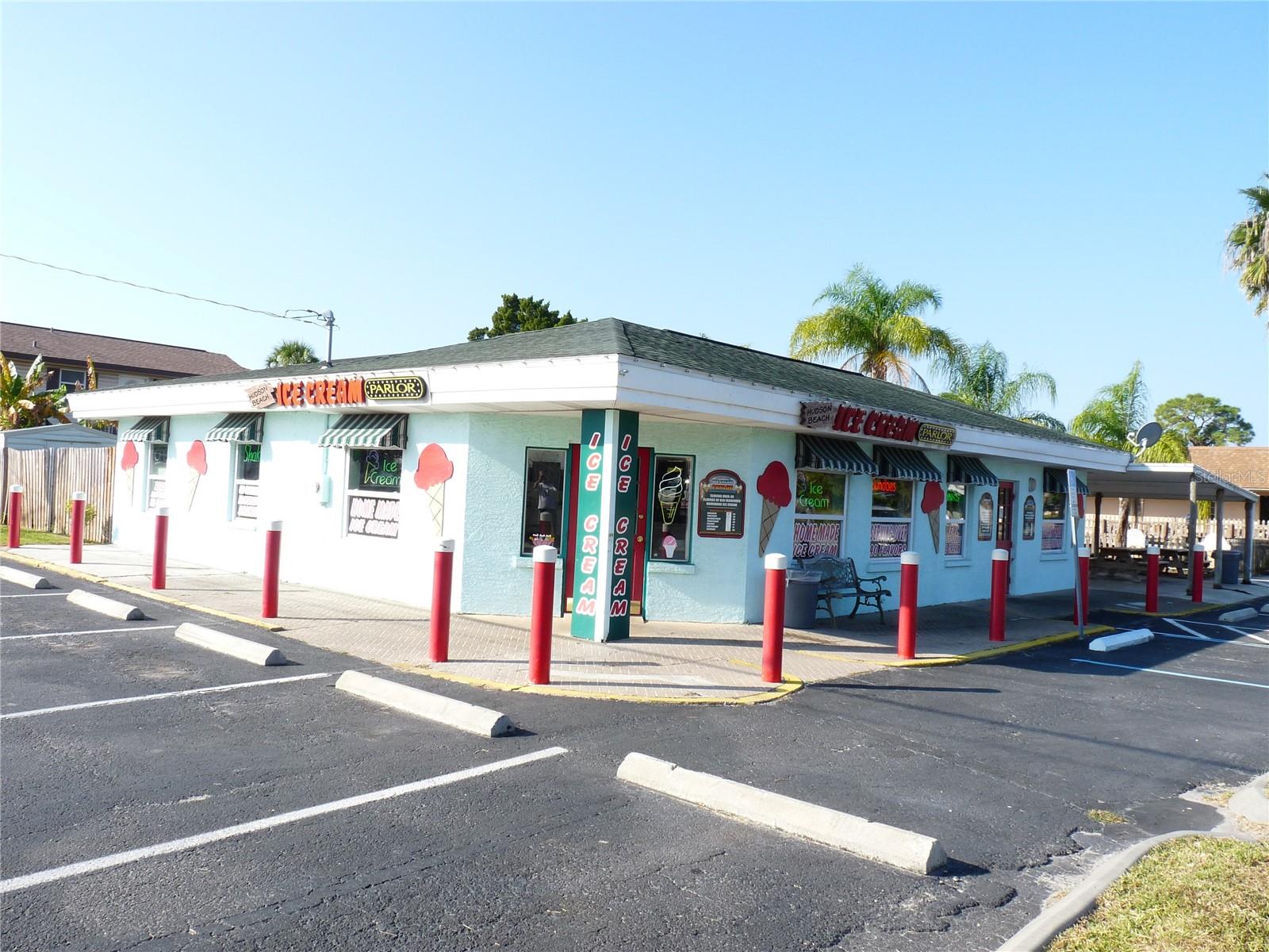 12904 COLLEGE HILL DR, HUDSON, FL, 34667