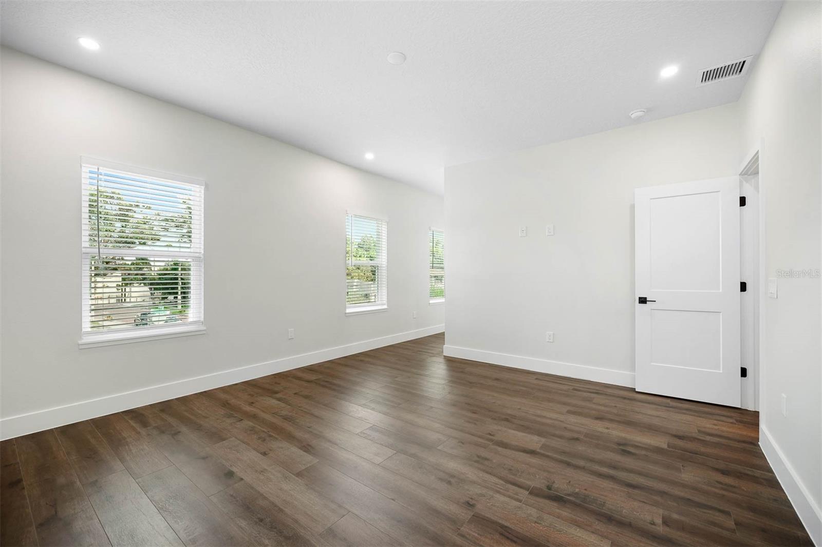 2304 FORMOSA AVE, ORLANDO, FL, 32804