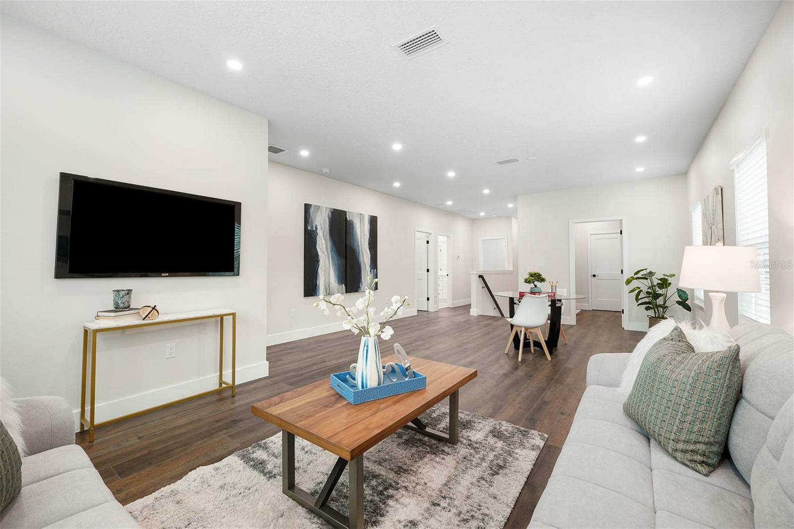 2304 FORMOSA AVE, ORLANDO, FL, 32804