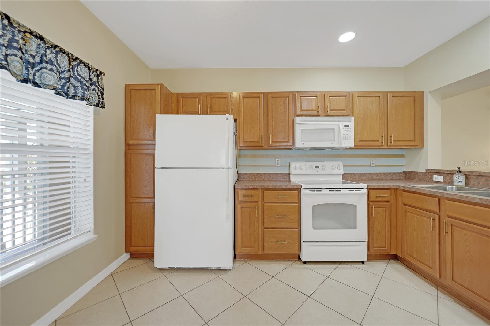 1462 RIO DE JANEIRO AVE #203, PUNTA GORDA, FL, 33983