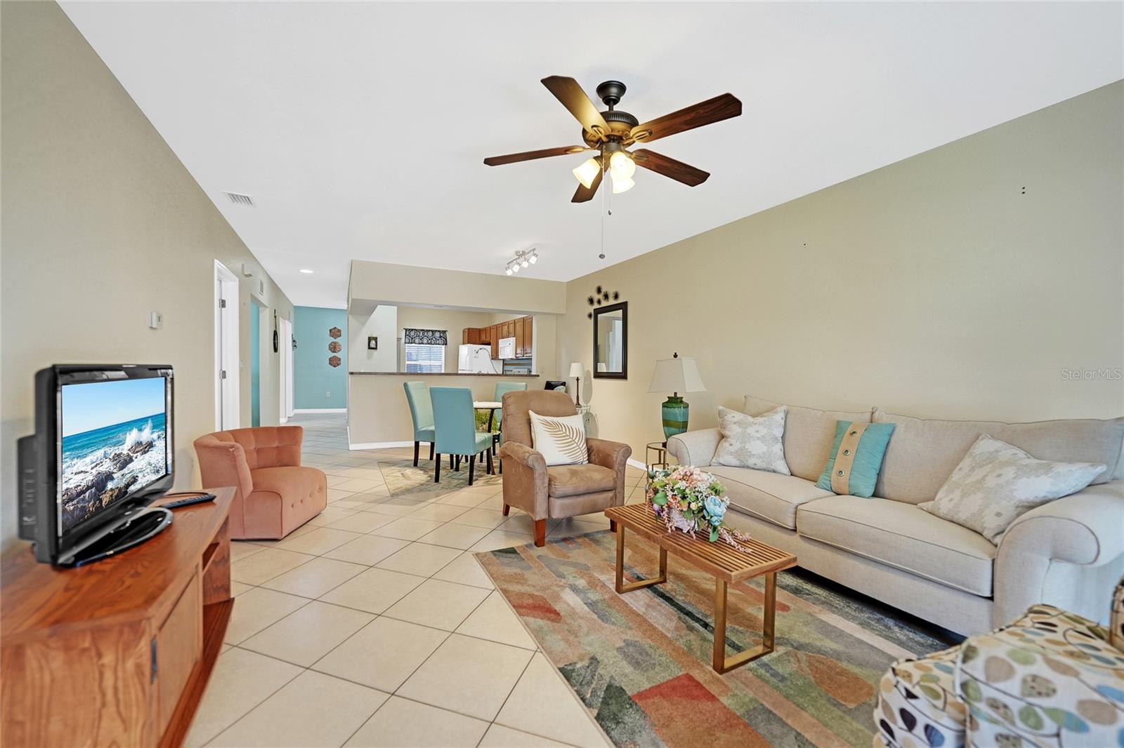 1462 RIO DE JANEIRO AVE #203, PUNTA GORDA, FL, 33983