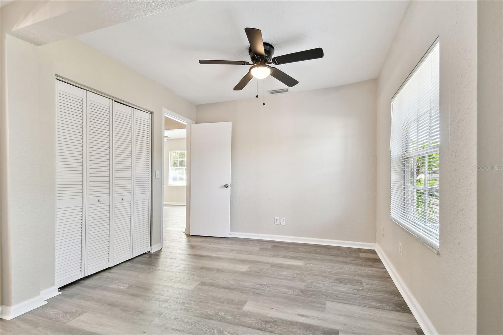 132 DARTMOUTH AVE W, OLDSMAR, FL, 34677