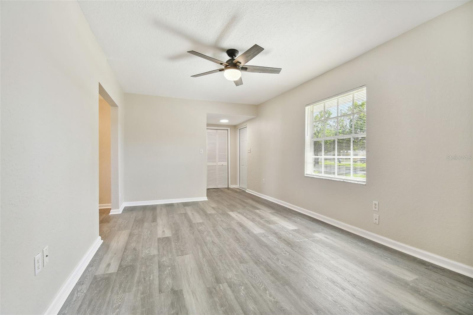 132 DARTMOUTH AVE W, OLDSMAR, FL, 34677