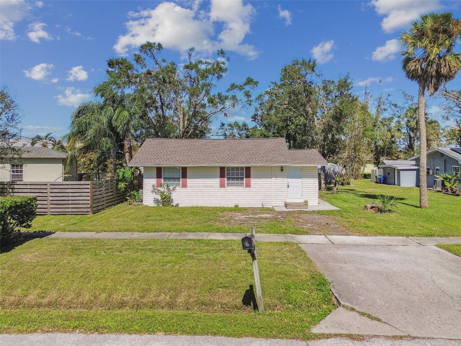 132 DARTMOUTH AVE W, OLDSMAR, FL, 34677