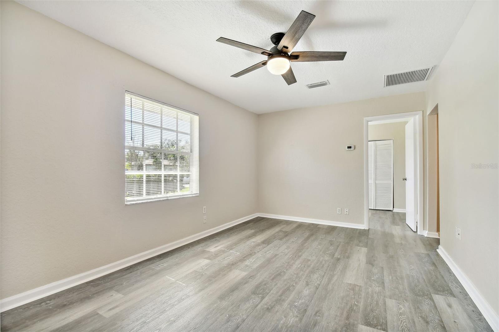 132 DARTMOUTH AVE W, OLDSMAR, FL, 34677