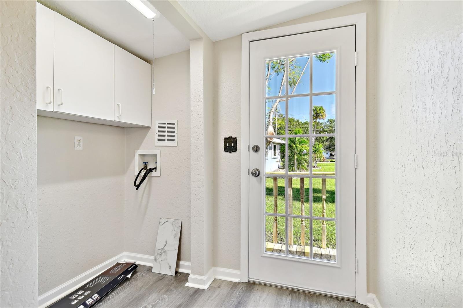 132 DARTMOUTH AVE W, OLDSMAR, FL, 34677