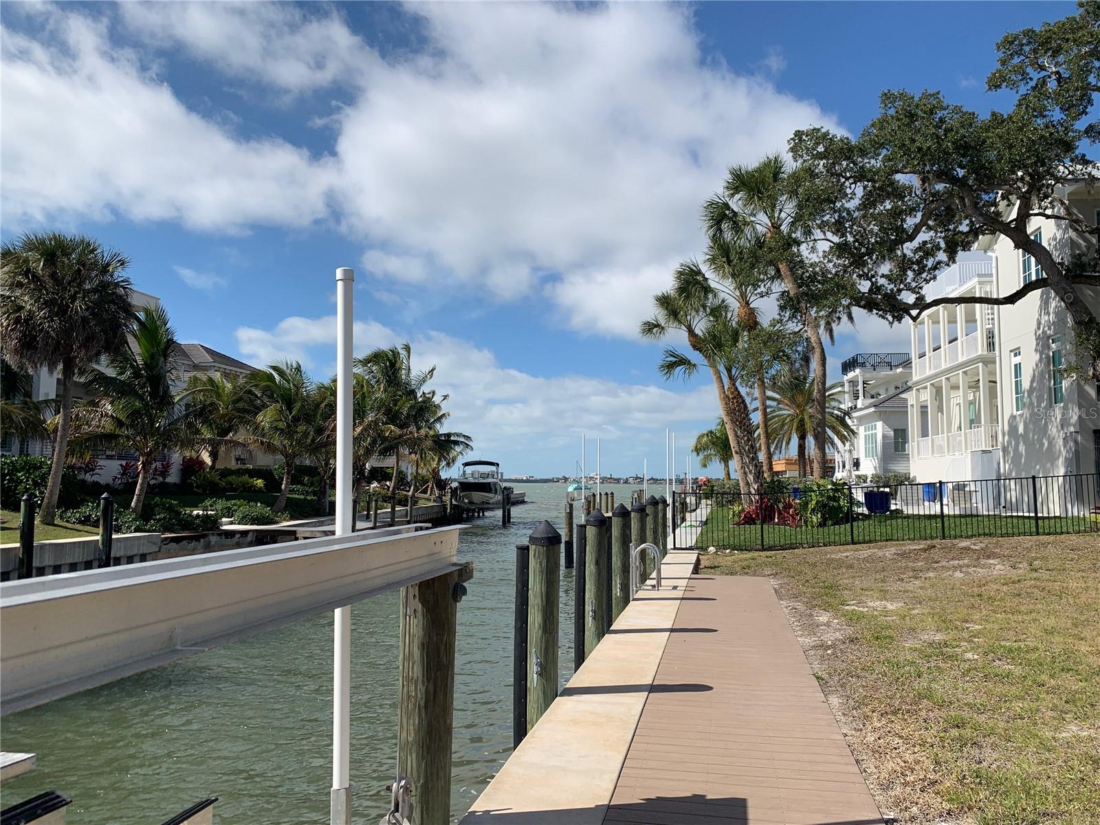 1536 SANDPIPER LN, SARASOTA, FL, 34239