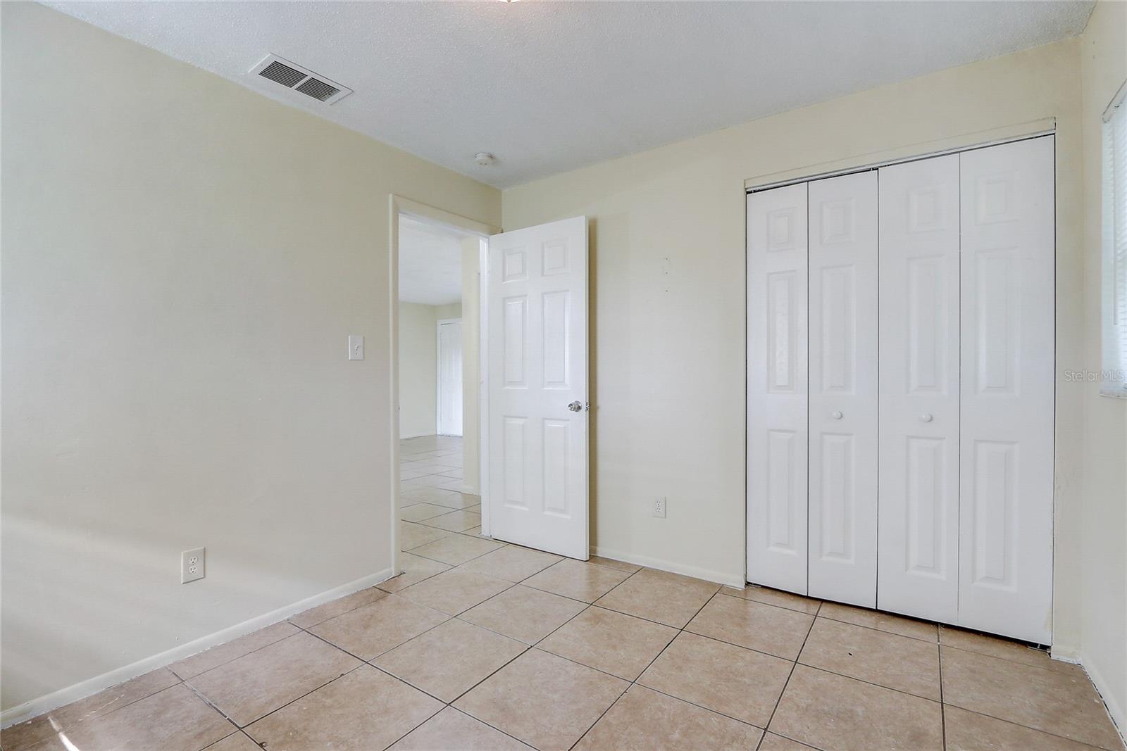 4566 CHATEAU RD, ORLANDO, FL, 32808