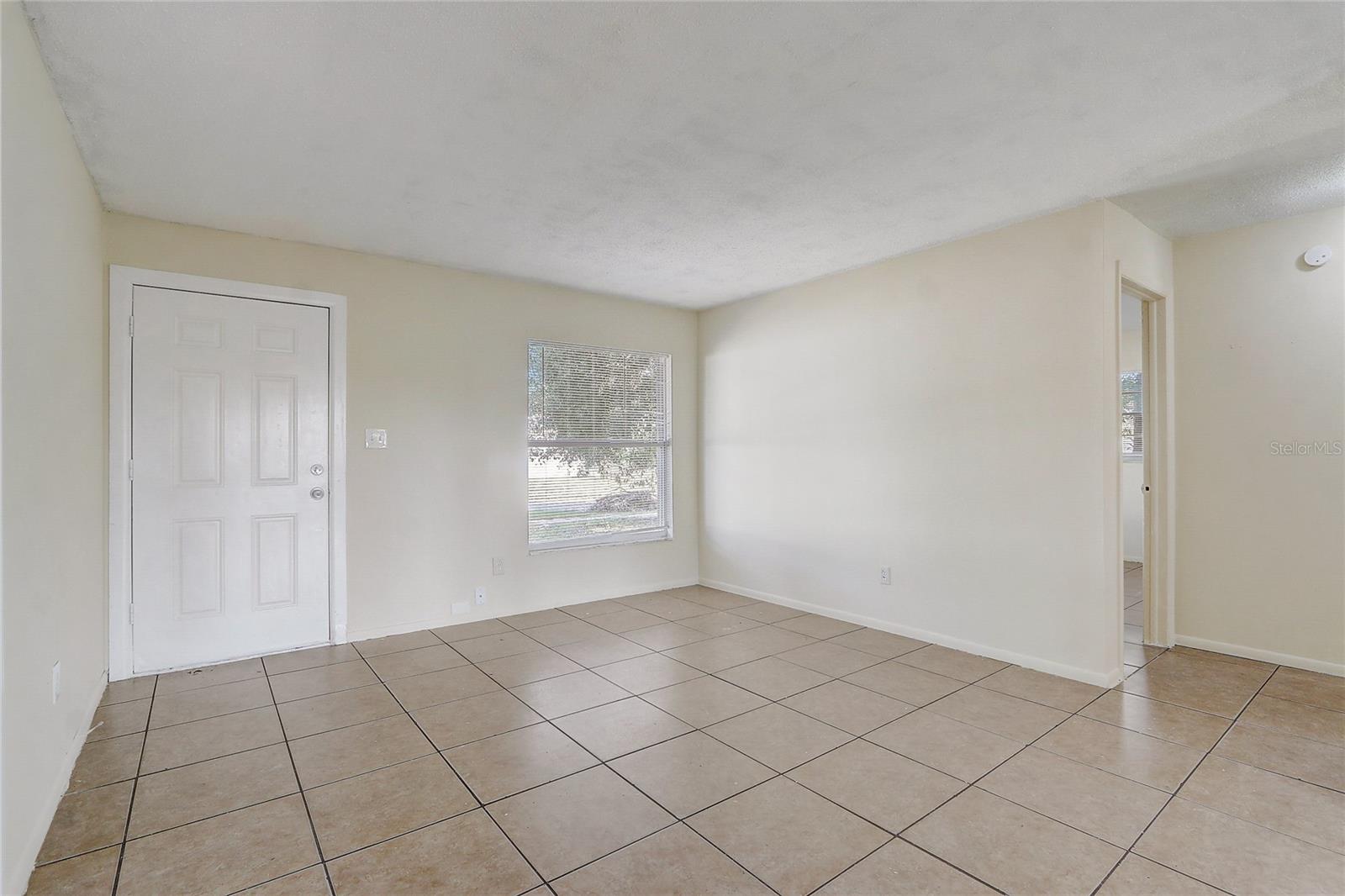 4566 CHATEAU RD, ORLANDO, FL, 32808