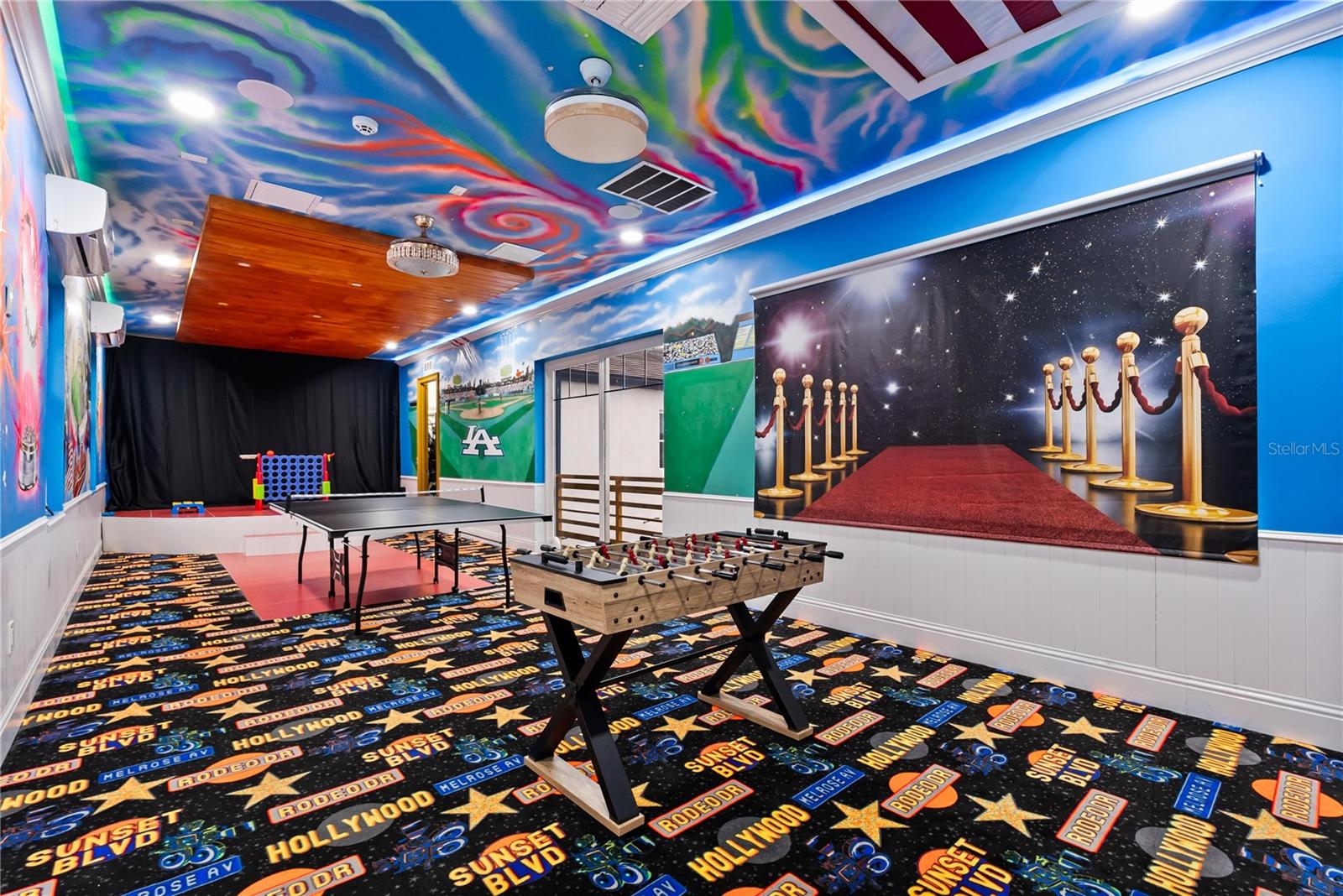 FANTASY ISLAND RESORT, DAVENPORT, FL, 33896