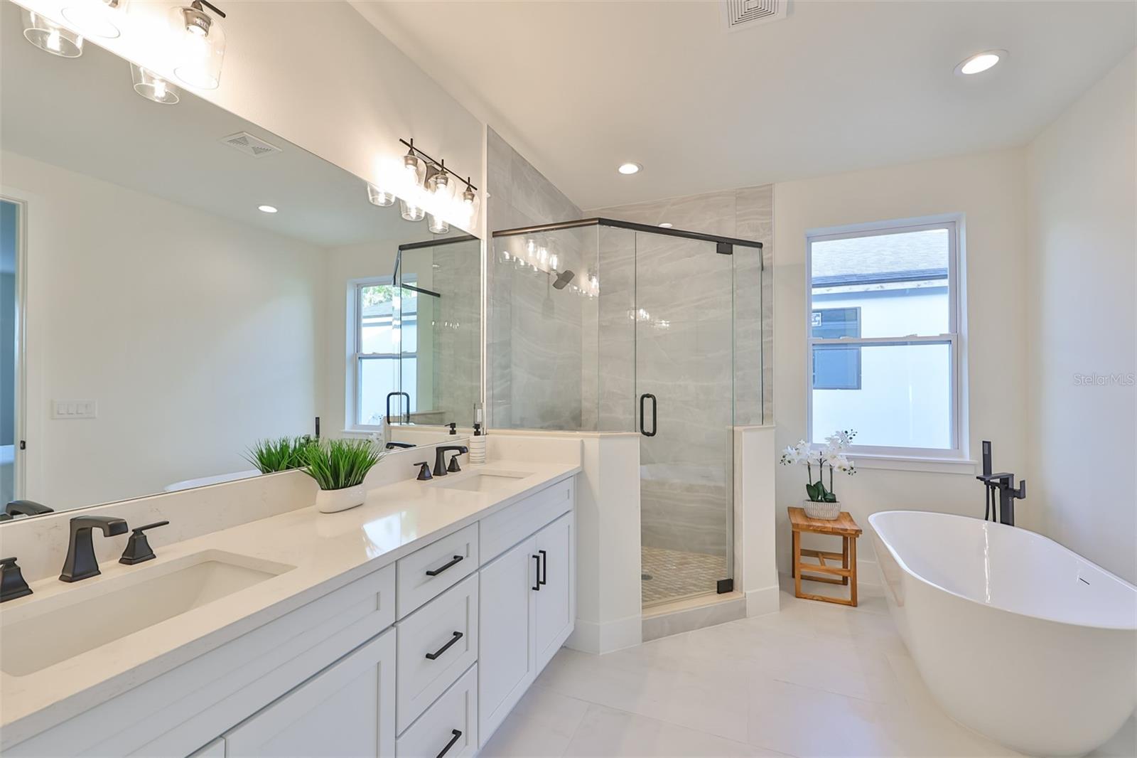 2919 W ELROD AVE, TAMPA, FL, 33611