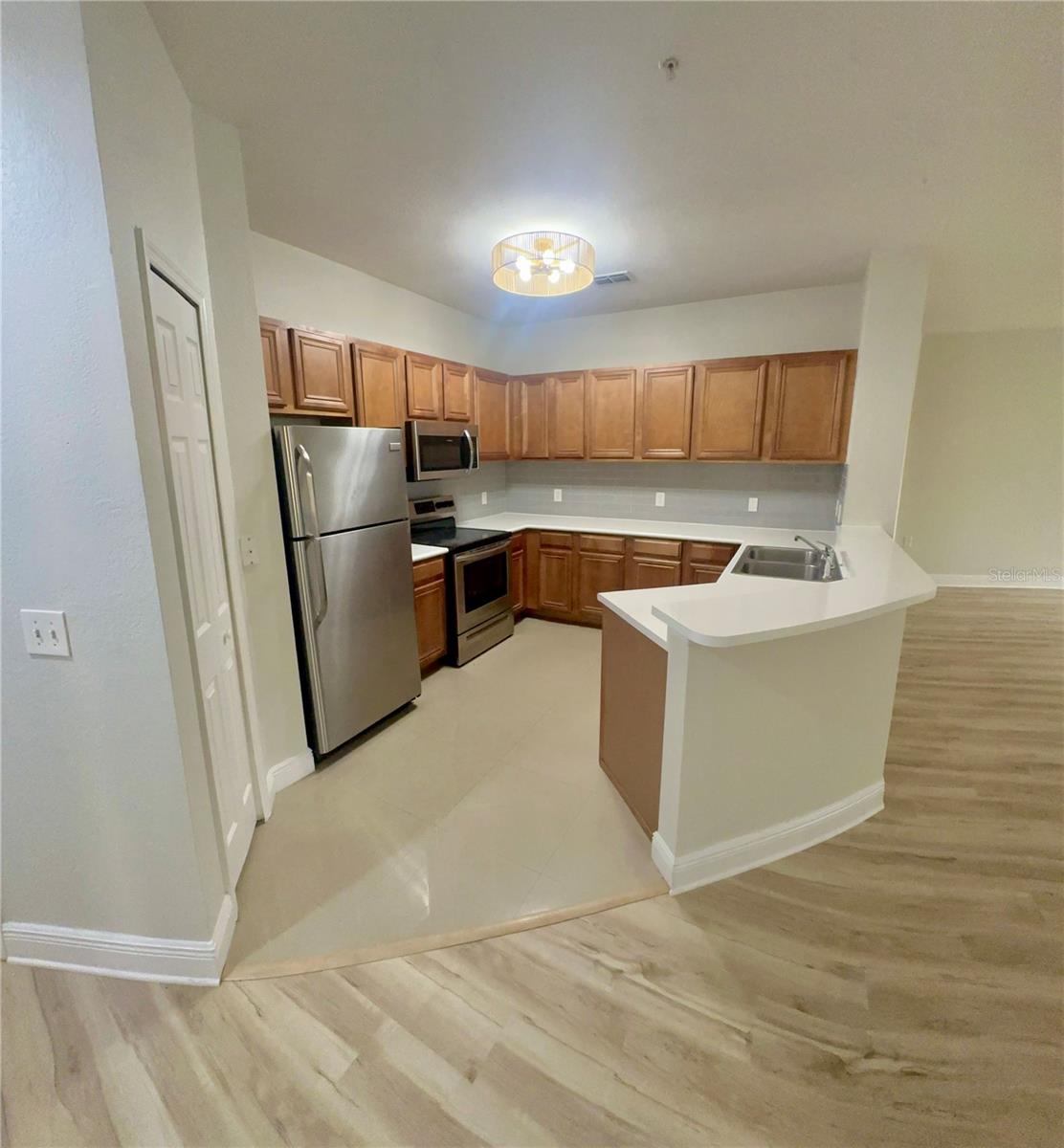 6153 METROWEST BLVD #102, ORLANDO, FL, 32835