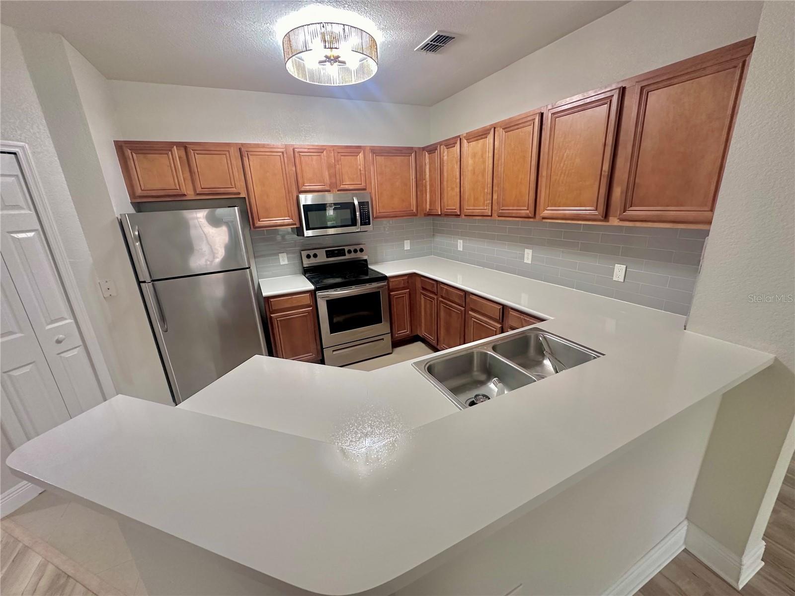6153 METROWEST BLVD #102, ORLANDO, FL, 32835