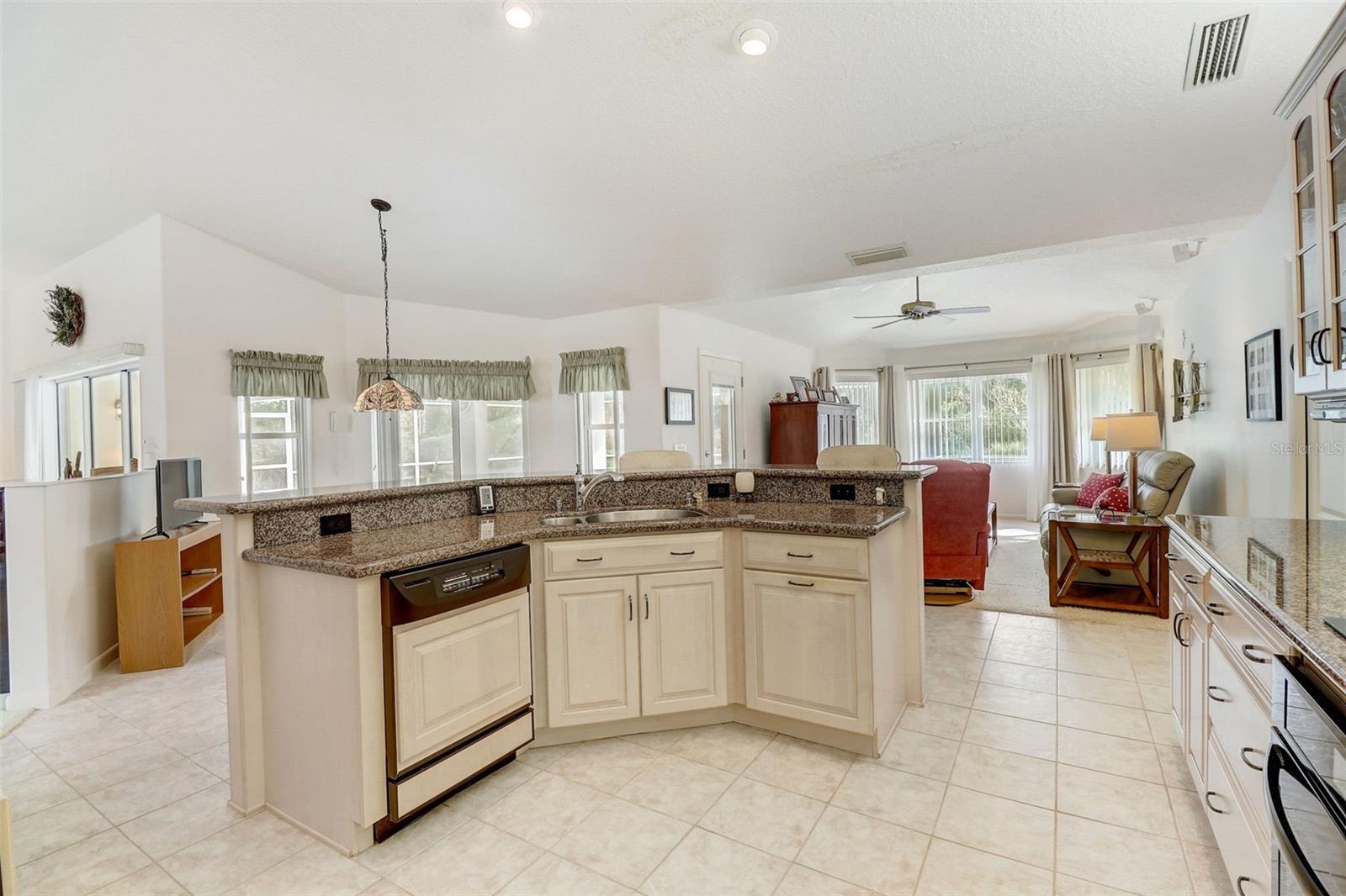 71 FIELDSTONE LN, PALM COAST, FL, 32137