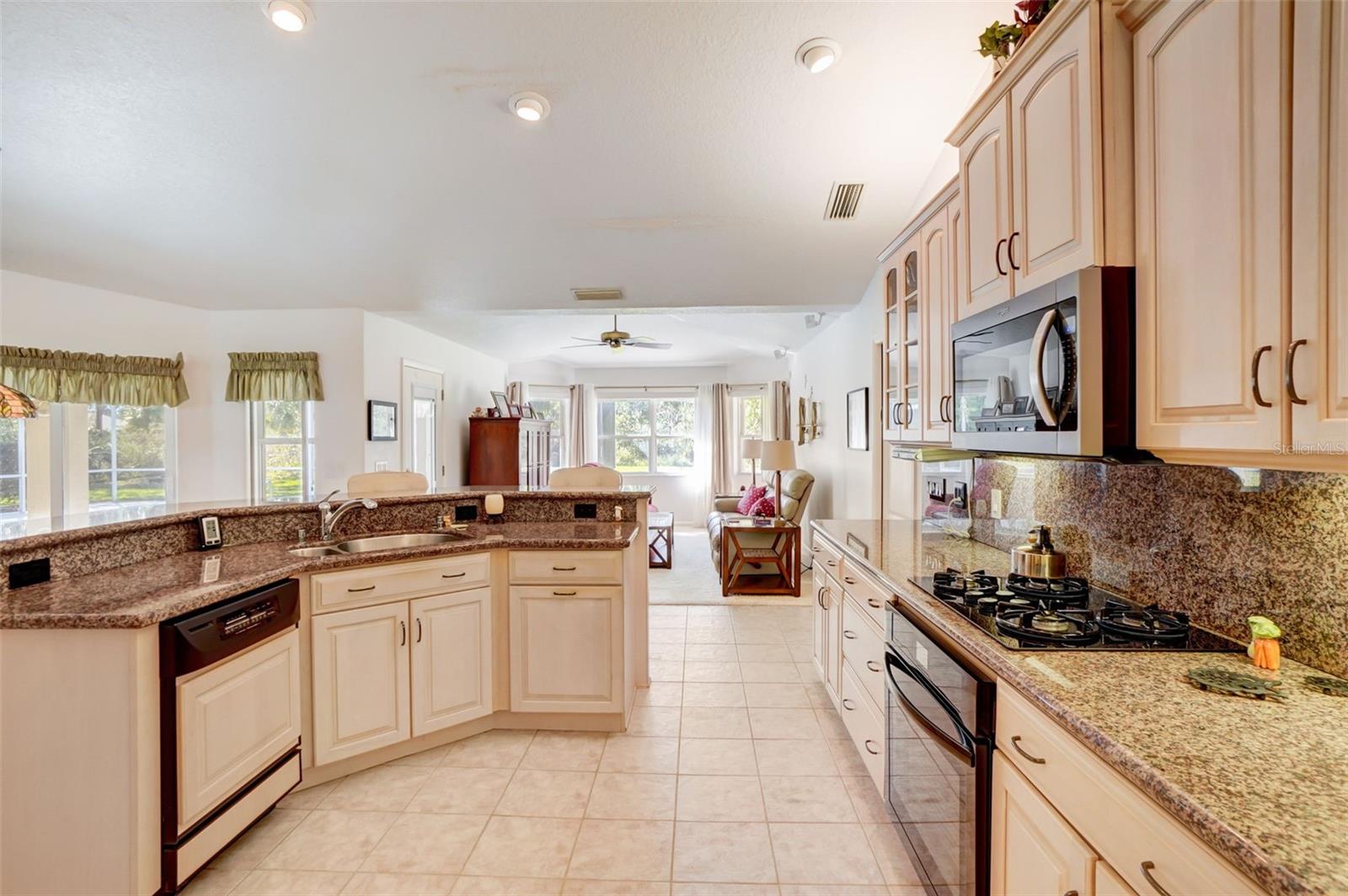 71 FIELDSTONE LN, PALM COAST, FL, 32137