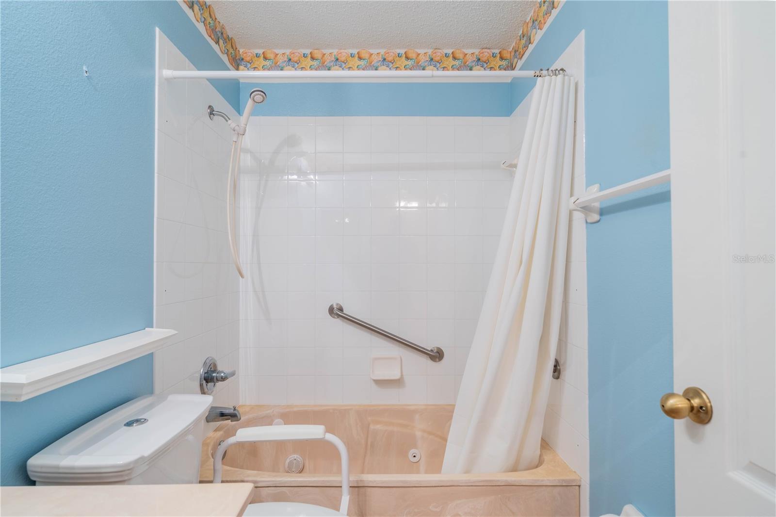 988 VILLEROY GREENS DR, SUN CITY CENTER, FL, 33573
