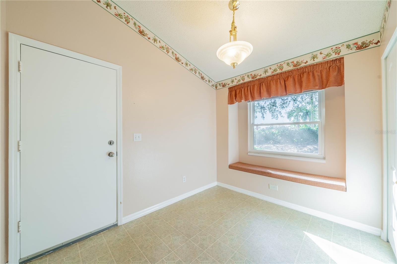 988 VILLEROY GREENS DR, SUN CITY CENTER, FL, 33573